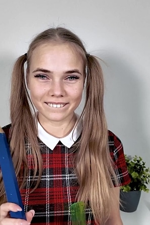 2024-10-20-blonde-Luise-Wixx-naked-sexy-schoolgirl-video